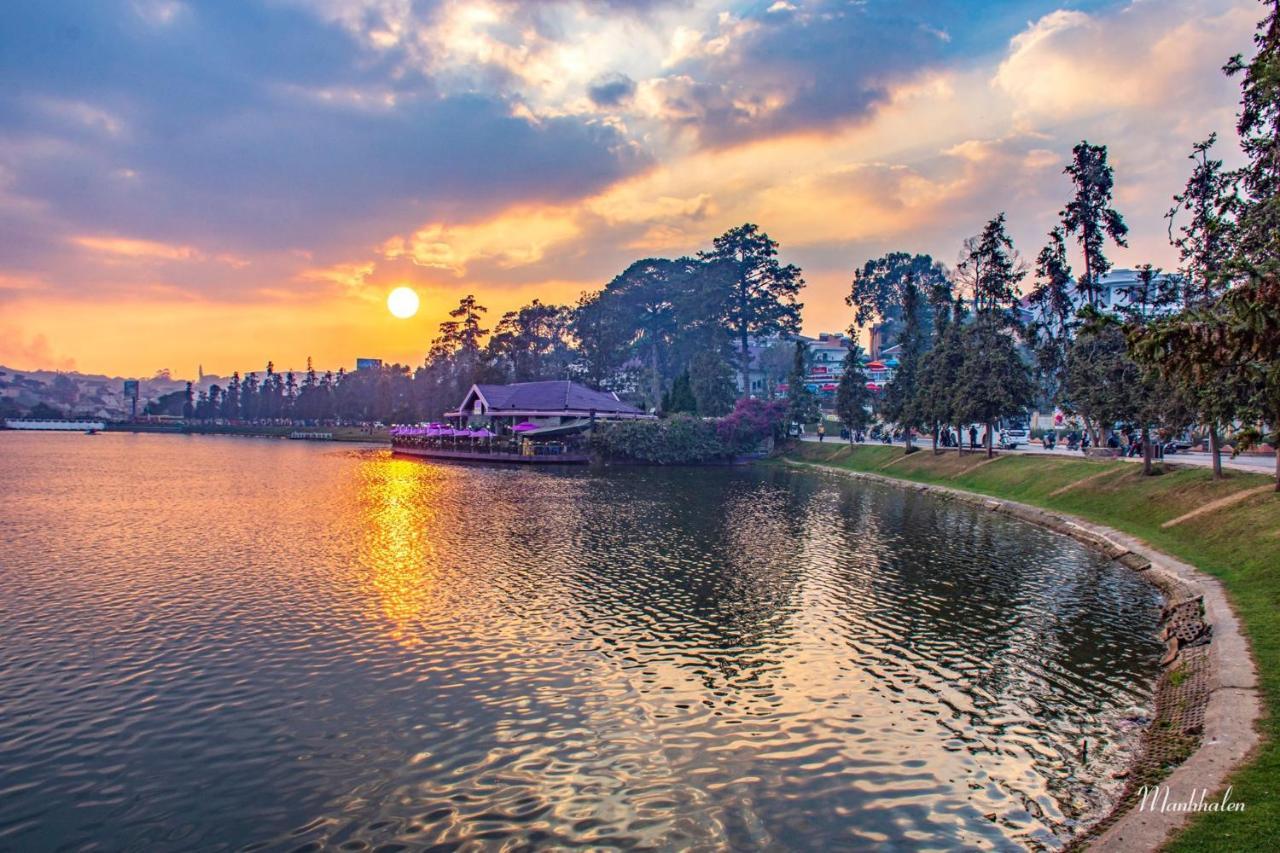 Victorian Hotel Dalat Exterior photo