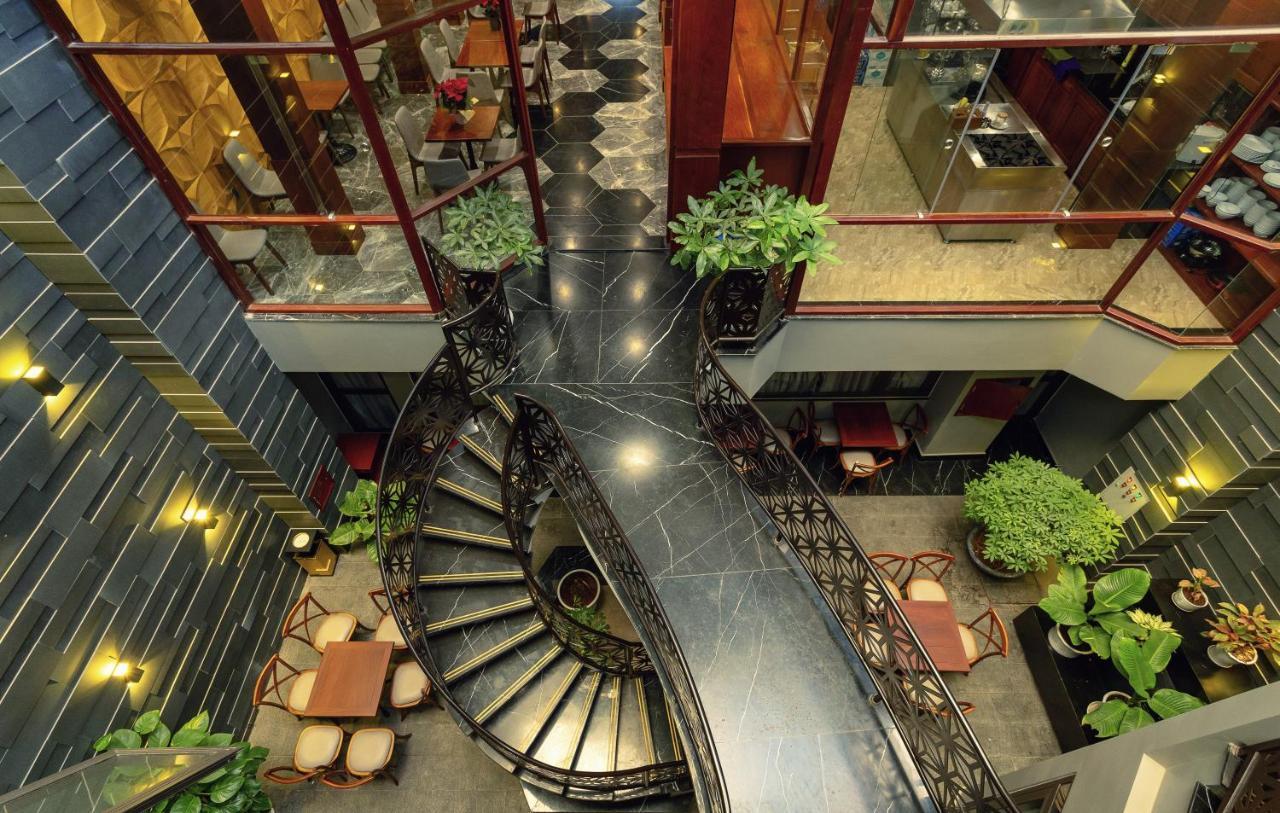 Victorian Hotel Dalat Exterior photo